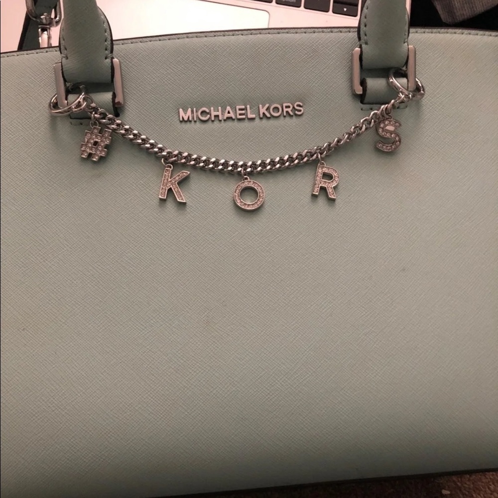 Mint stunning Micheal Kors bag with Keychain